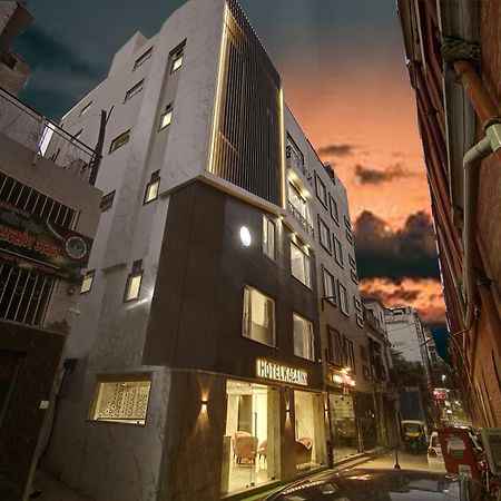 Hotel Kaca Inn-By Haveliya Hotels- Traveller'S Choice Award Winner 2025 New Delhi Ngoại thất bức ảnh